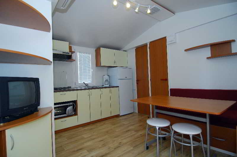 Apartment Holiday Village Zaton ニン エクステリア 写真